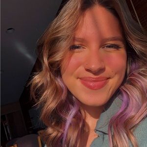 Meet your Posher, Eva